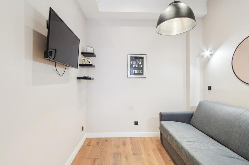 165 Suite Denis - Superbe Appartement A Paris Exteriör bild